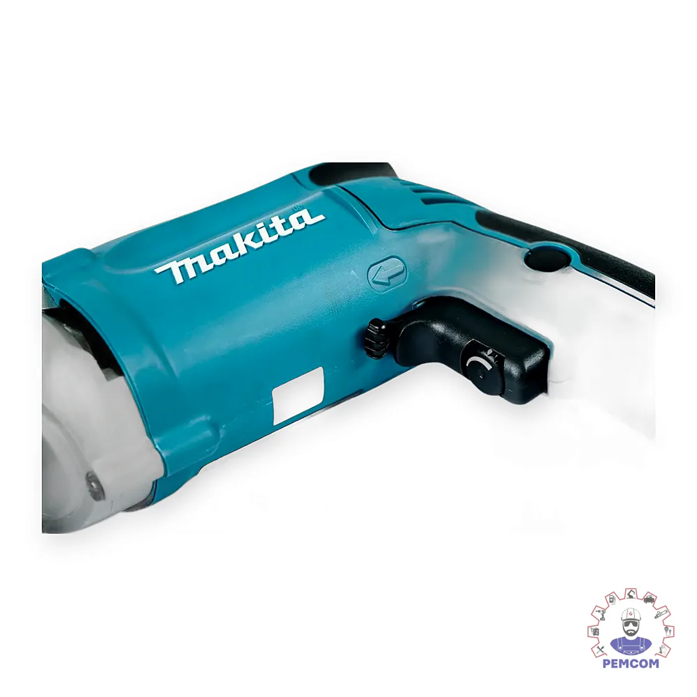 Máy khoan búa Makita HP2050